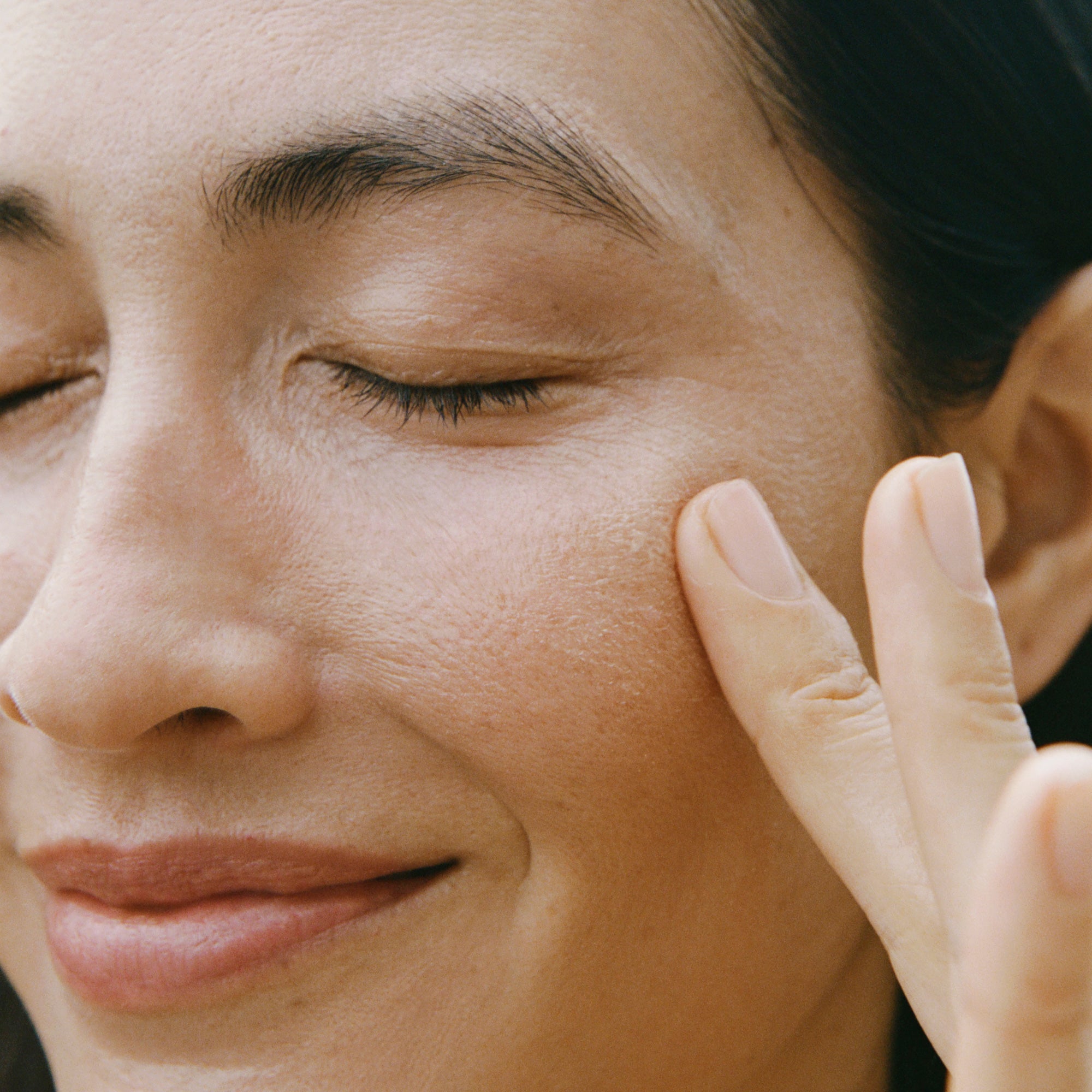 Ursa Major-Forest Alchemy Eye Cream-Skincare-Forest-Alchemy-Eye-Cream-05a_a36b4a14-d1be-4865-997b-96c42a664978-The Detox Market | 