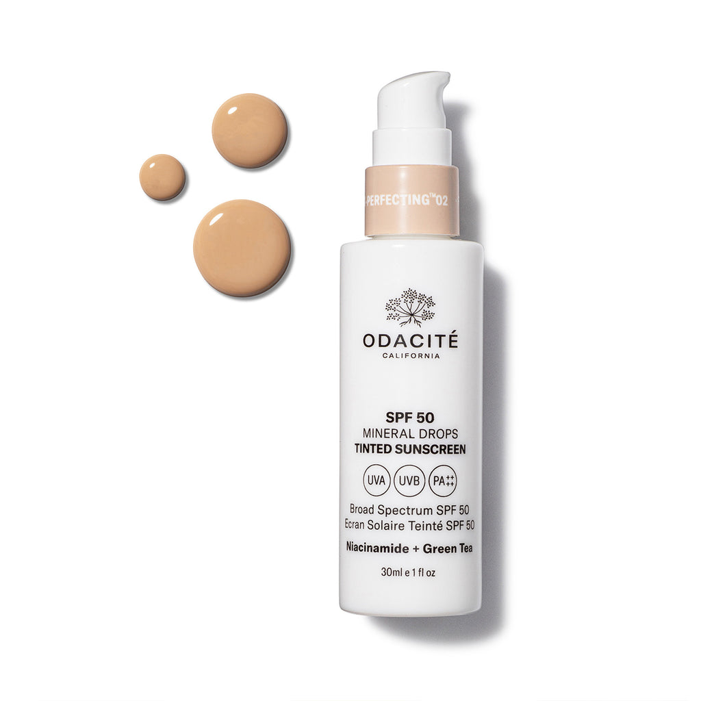 Odacite-Spf 50 Flex-Perfecting™ Mineral Drops Tinted Sunscreen-Sun Care-SPF50Tinted_02_POW_bottle_texture-The Detox Market | 02 - light medium