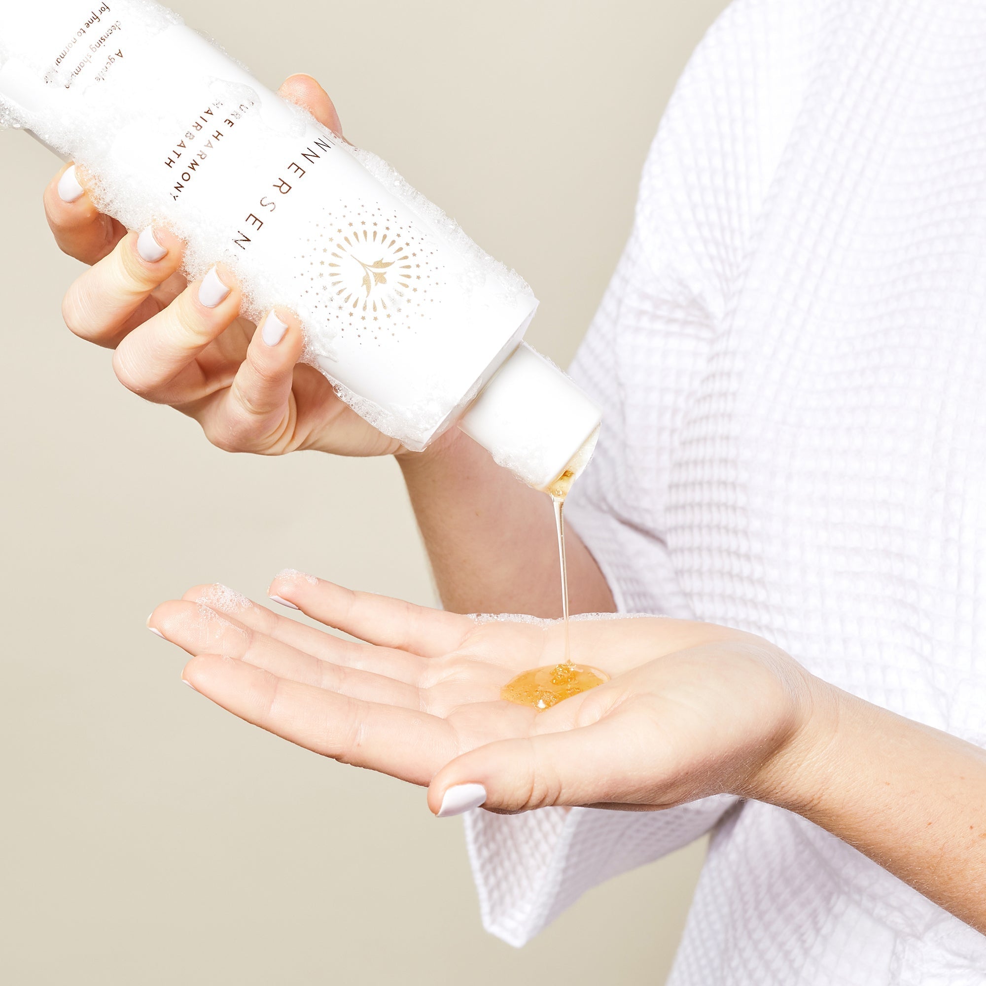 Best Natural Shampoos for Healthy, Hydrated Hair-The Detox Market