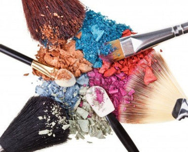 Your Makeup Housekeeping Guide-The Detox Market