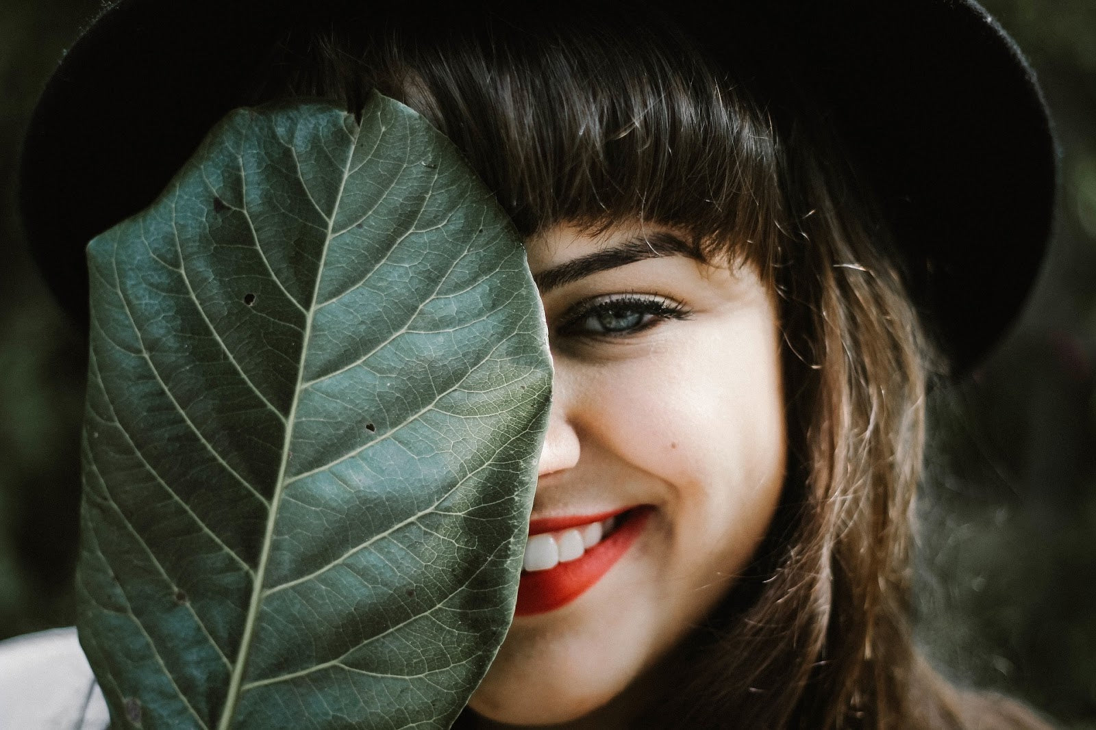 3 Tips for Choosing the Best Organic Lipstick-The Detox Market