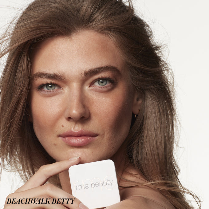 RMS Beauty-Redimension Hydra Bronzer-Makeup-15.Model3-The Detox Market | Beachwalk Betty - A sweet kiss of sun with neutral nude undertones