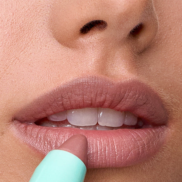 SWEED-Le Lipstick-Makeup-Celine_01-The Detox Market | Celine - Icy sheer nude, soft shimmer