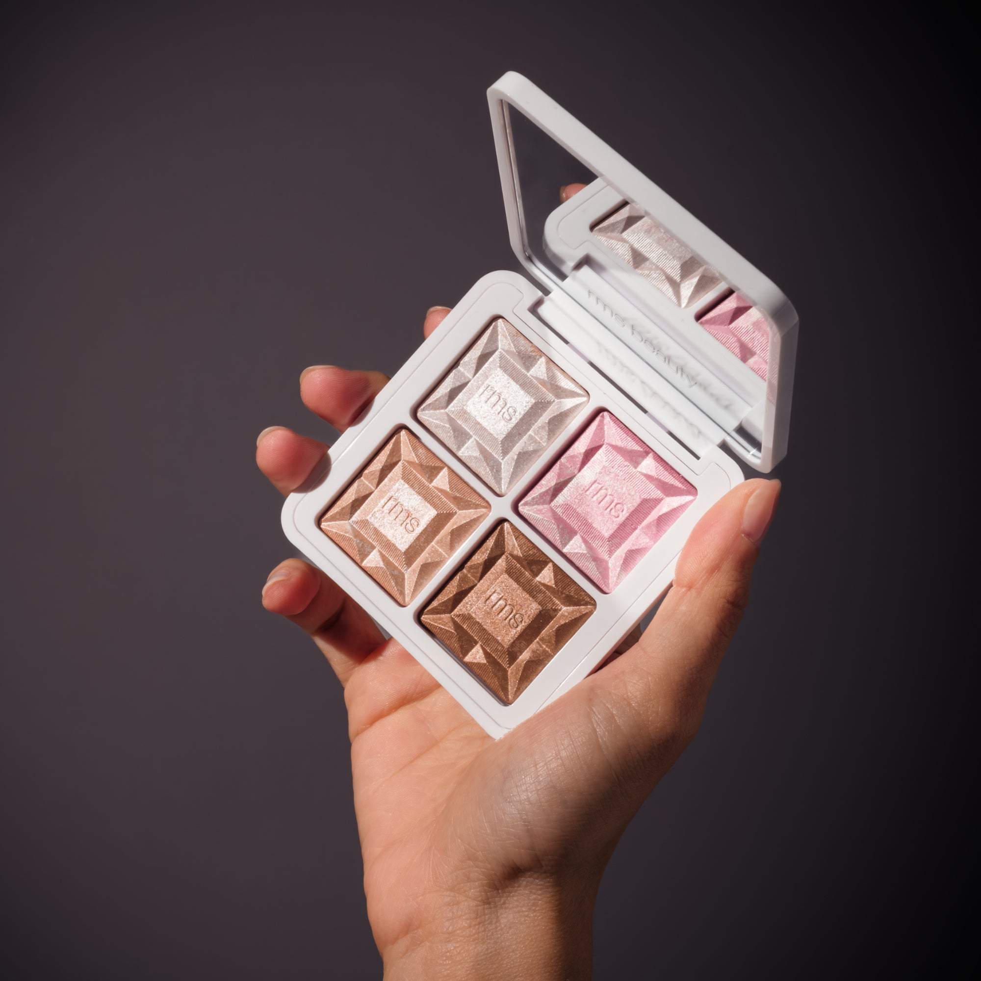 RMS Beauty-Redimension Daily Glow Palette-Makeup-810170741876-DGP-Daily-Glow-Palette-Lifesstyle-1_1-The Detox Market | 
