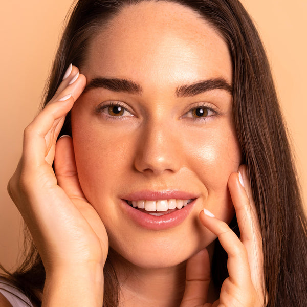 TOK Beauty-Brow Tok-Makeup-Brown-ModelA3-The Detox Market | Brown