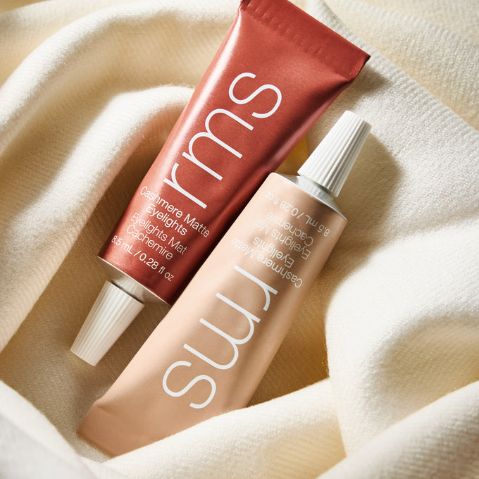 RMS Beauty-Cashmere Matte Eyelights-Makeup-CASHMERE-EYELIGHTS-LIFESTYLE1-The Detox Market | Always