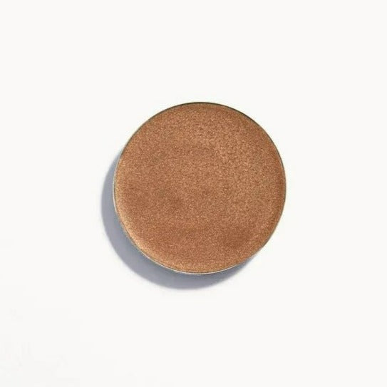 Cream Eye Shadow Refill - Makeup - Kjaer Weis - CreamEyeShadow_Packshot_Alluring - The Detox Market | Alluring