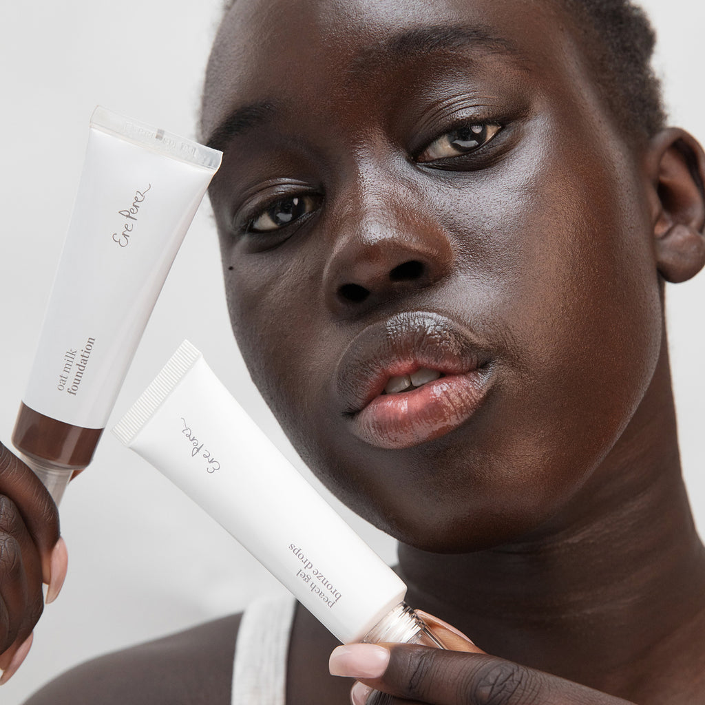 Ere Perez-Peach Gel Bronze Drops-Makeup-ErePerez-PeachGelBronzeDrops-1080x1080-WEB11-The Detox Market | 