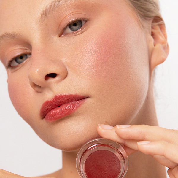 Ere Perez-Carrot Colour Pot-Makeup-ErePerez_CarrotColourPot_Happy-SQ-20006-The Detox Market | Happy - Crimson Red