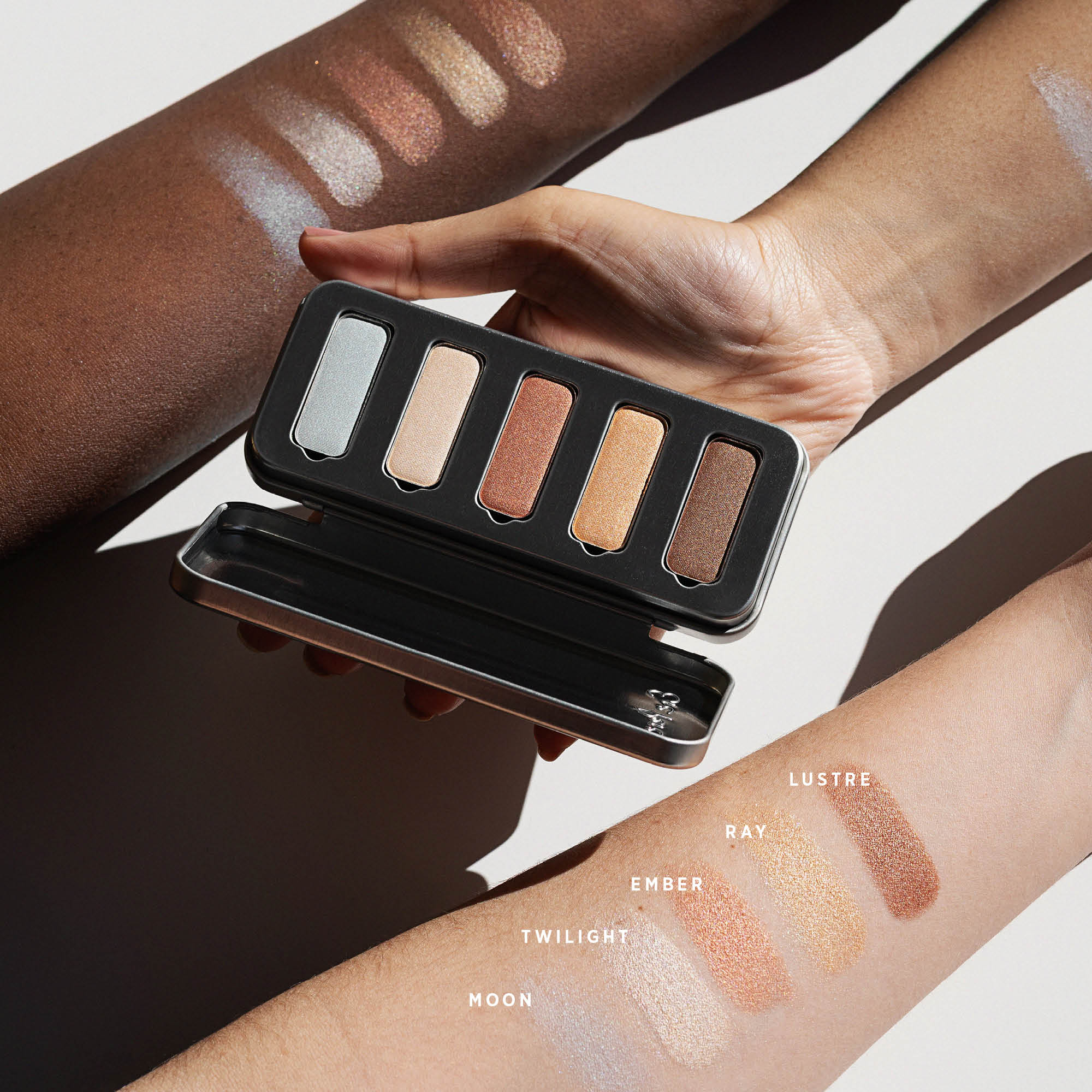 Ere Perez-Chamomile Eye Palette-Makeup-ErePerez_ChamomileEyePalette_Light-Shimmer-SQ-20005-The Detox Market | 