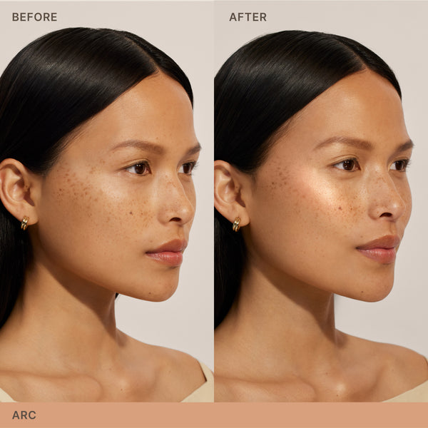 ILIA-Lightshift Cream Highlighter-Makeup-ILIA_CreamHighlighter_2000x2000_Before_After_ARC_3-The Detox Market | Arc