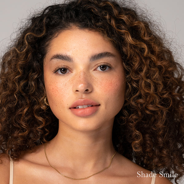 RMS Beauty Lip2cheek - Makeup - RMS Beauty - LIP2CHEEK-MODEL-2-SMILE - The Detox Market | Smile