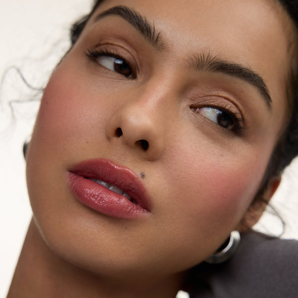 Wonderblush-Le Baume Tinted Lip Balm-Makeup-LeBaume-ModelMediumSkin-Petale_a7cbb418-61e0-47da-ba5d-df0f5b17f01d-The Detox Market | 