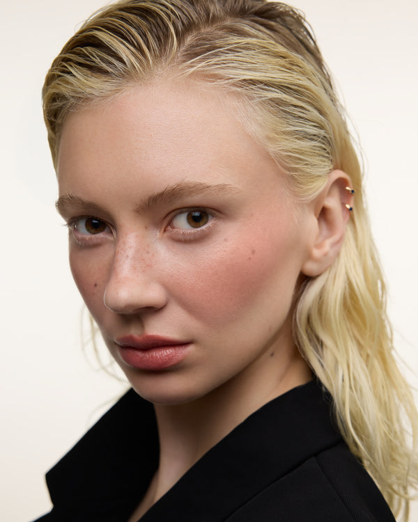 Wonderblush-Le Fondant Cream Blush-Makeup-LeFondant-ModelLightSkin-Aube_1-The Detox Market | 