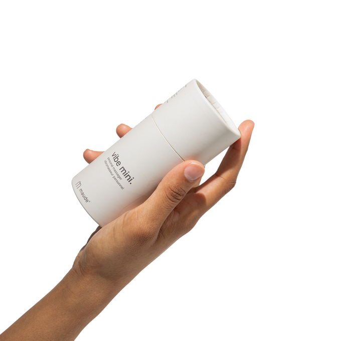 maude-Vibe Mini-Body-MD_vibemini_grey_tubewithhandV3_clearbg_2000-The Detox Market | 
