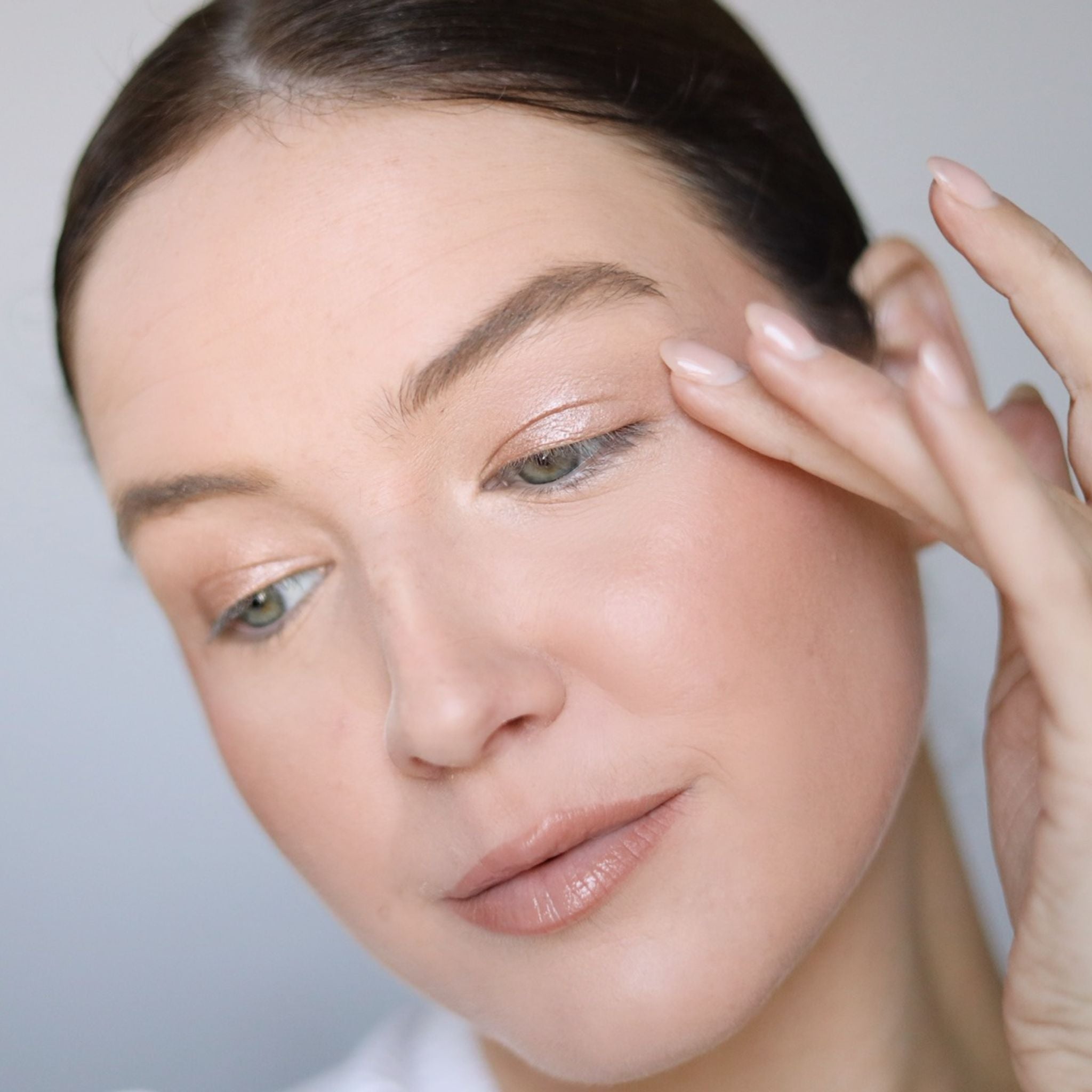 MOB Beauty-Cream Clay Eyeshadow-Makeup-MOB_CCE_ONFIG_M161-The Detox Market | M161 Sandy taupe shimmer