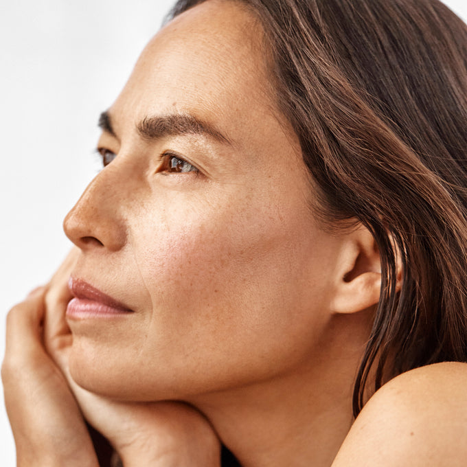 True Botanicals-Deep Repair Eye Serum-Skincare-Model_DeepRepairEyeSerum_2048x2048_eb76214c-e1f6-4ffc-923a-4e5df6f424b8-The Detox Market | 