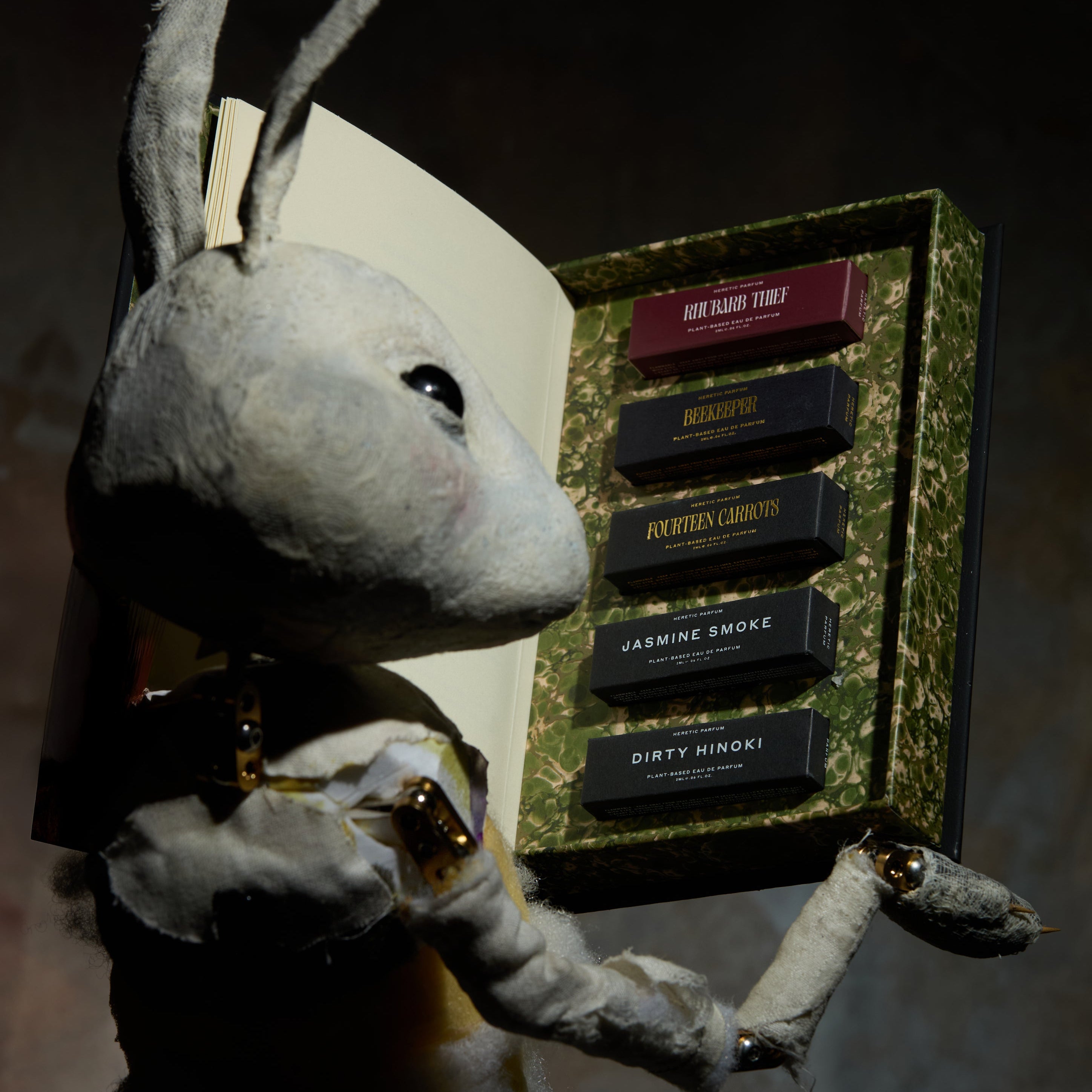 Heretic Parfum-Rhubarb Thief Discovery Set-Fragrance-Rabbit-Discovery-Set-2-The Detox Market | 