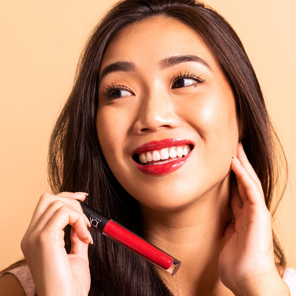 TOK Beauty-Lip Tonic-Makeup-Rise-ModelC1-The Detox Market | Rise