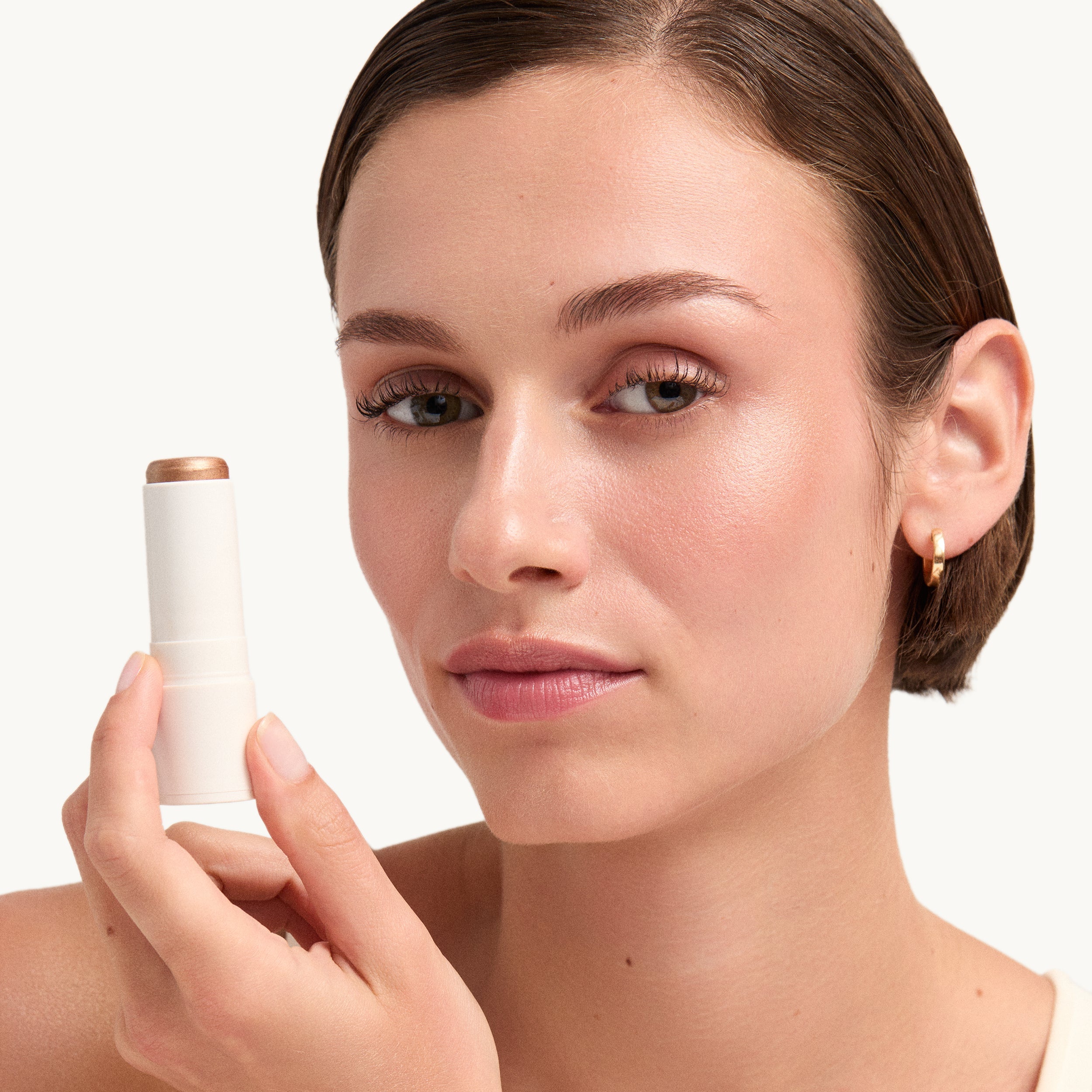 Goop-Glow Skin Highlighter Stick-Makeup-goopbeauty_GC101_Sunny_1975-The Detox Market | Sunny - Cool-toned bronze