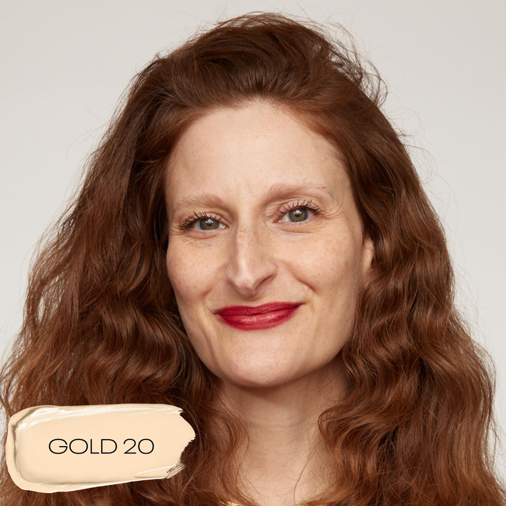 Blurring Ceramide Cream Foundation - Makeup - MOB Beauty - 03_PDP_MOBBEAUTY_BCCF_GOLD20_LIFESTYLE - The Detox Market | GOLD 20 fair to light with gold undertones