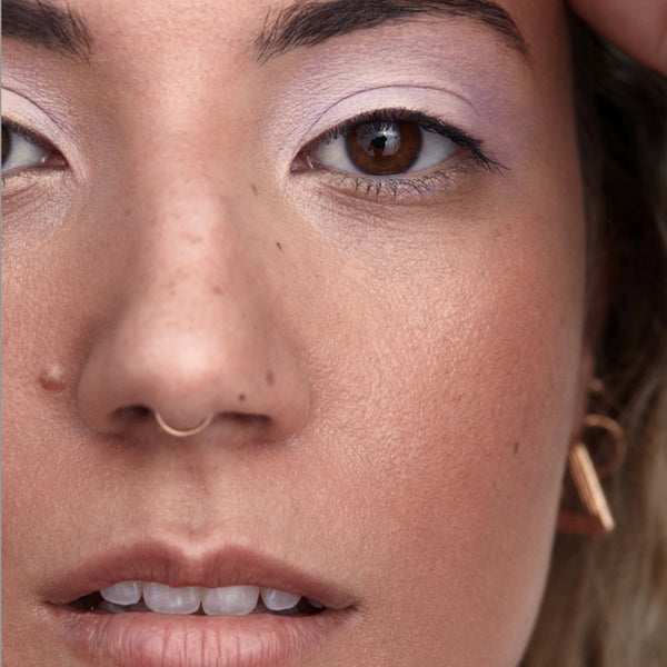 Cream Clay Eyeshadow - Makeup - MOB Beauty - 03_PDP_MOBBEAUTY_CCEM88_LIFESTYLE - The Detox Market | M88 softest dusty pink