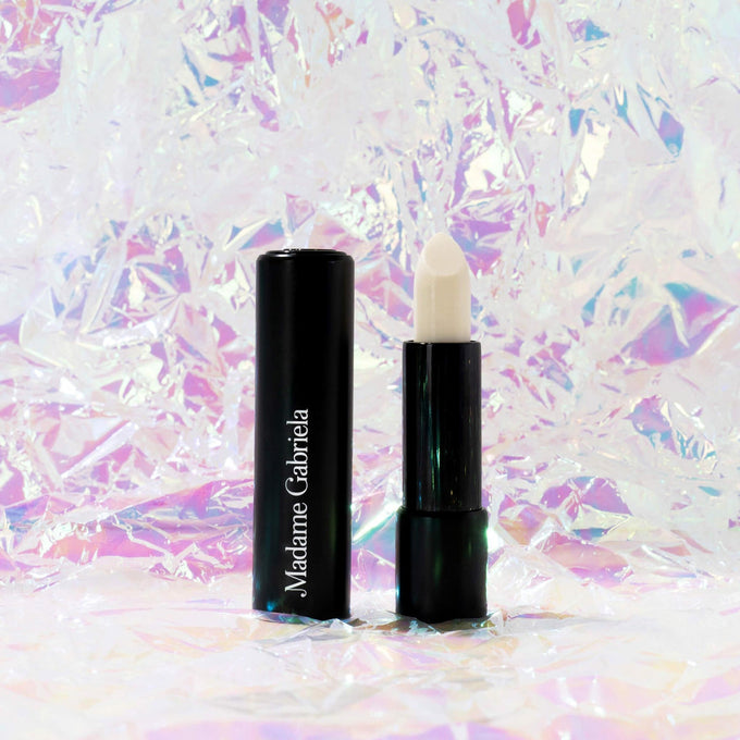 SAINT-TROPEZ AT 11AM - Makeup - Madame Gabriela Beauty - 21MadameGabrielaStyled_00062048x2048 - The Detox Market | 