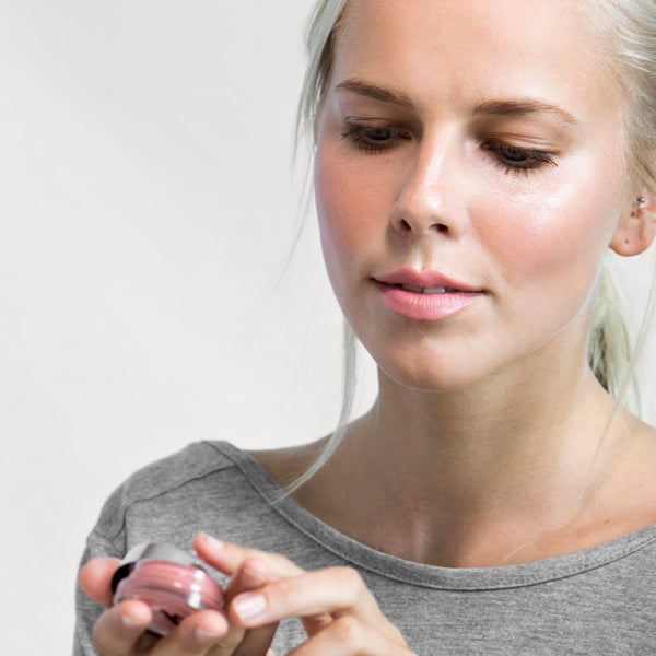 Carrot Colour Pot - Makeup - Ere Perez - CarrotPot_Harmony_Kiaa - The Detox Market | Harmony - Dusty Pink