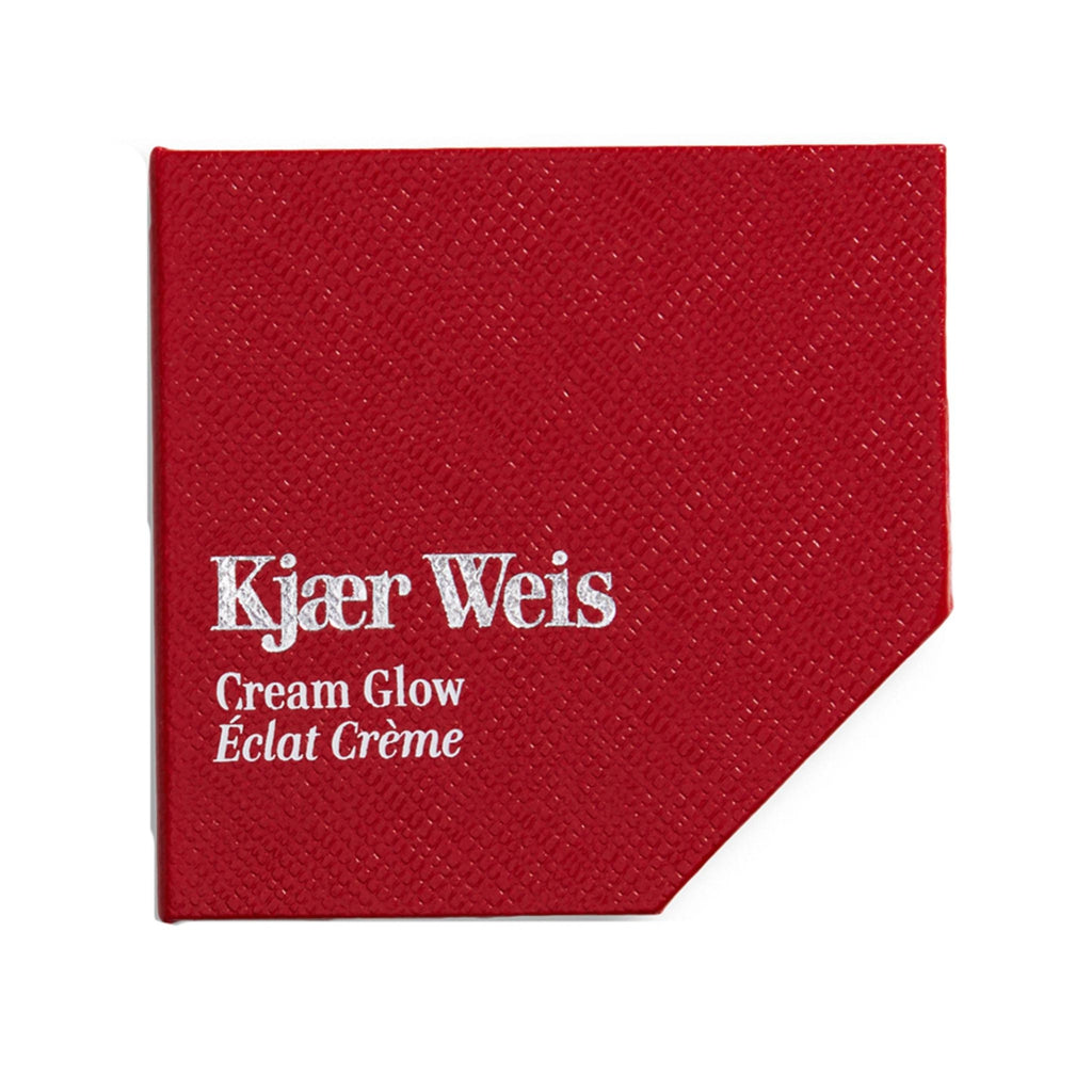 Red Edition Compact Cream Glow - Makeup - Kjaer Weis - CreamGlow_Red_Closed_TDM - The Detox Market | 