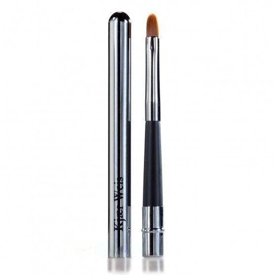 Lip Brush - Makeup - Kjaer Weis - kw_lip-brush - The Detox Market | Lip Brush